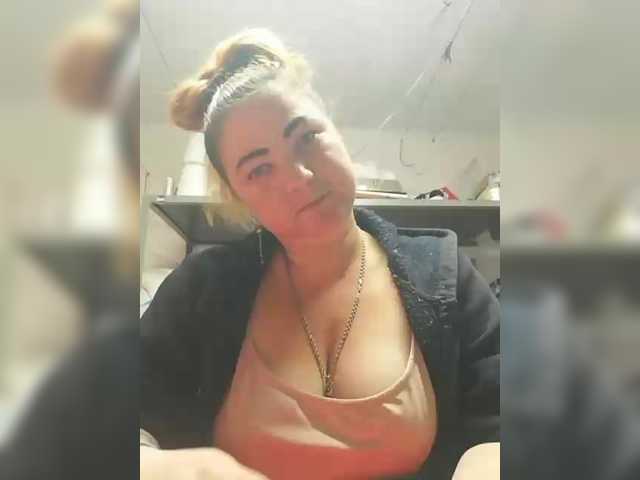 SweetMAZDA's BongaCams show and profile