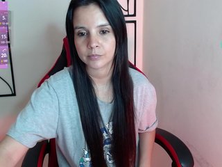 MiaRobinn