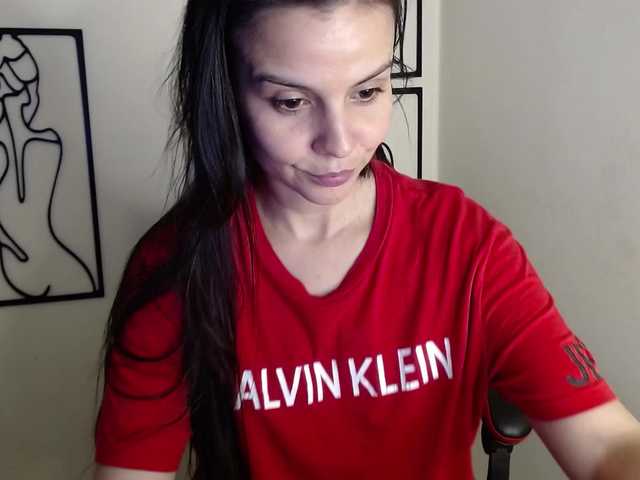 MiaRobinn