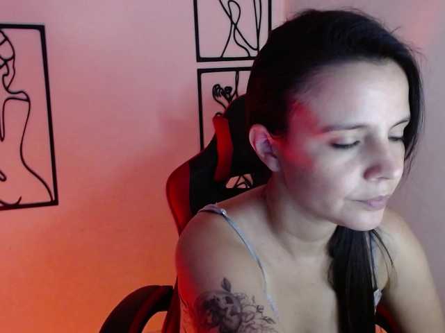MiaRobinn