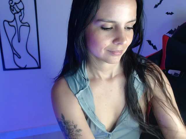 MiaRobinn