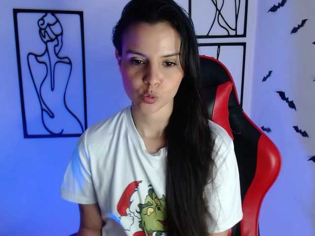 MiaRobinn