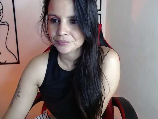MiaRobinn