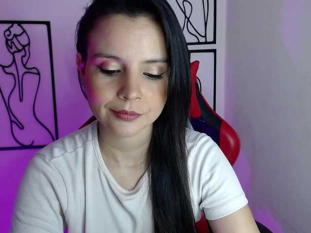 MiaRobinn