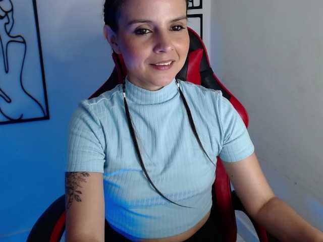 MiaRobinn