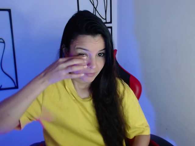 MiaRobinn