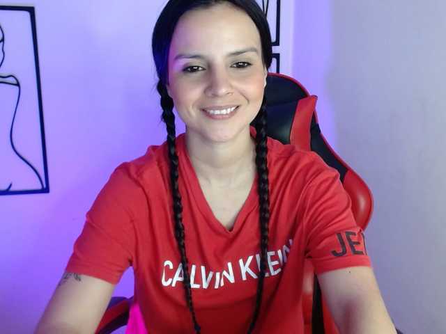 MiaRobinn
