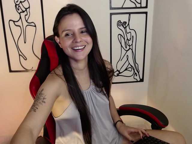 MiaRobinn
