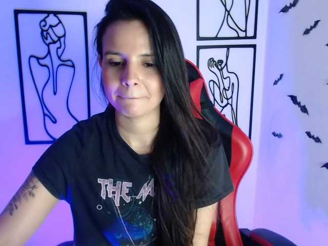 MiaRobinn