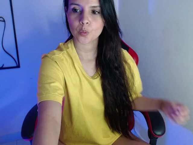 MiaRobinn