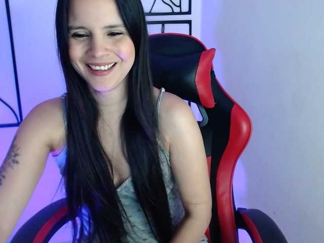 MiaRobinn live cam preview