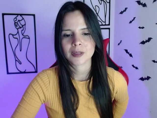 MiaRobinn