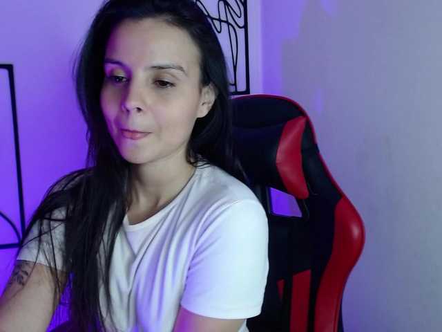 MiaRobinn