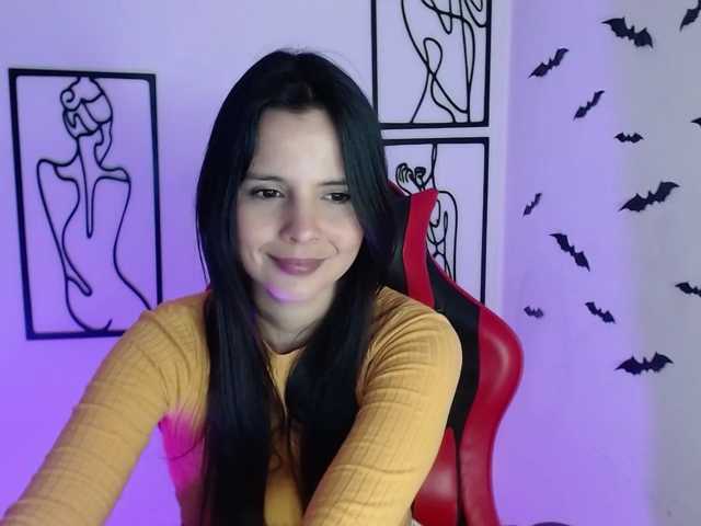 MiaRobinn