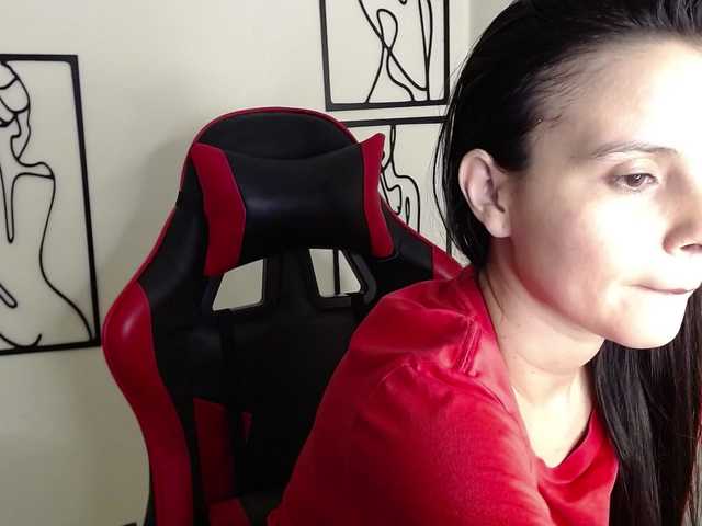 MiaRobinn live cam on BongaCams
