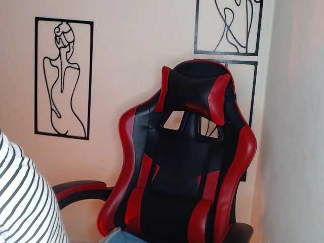 MiaRobinn