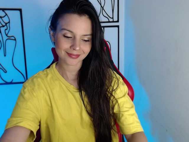 MiaRobinn