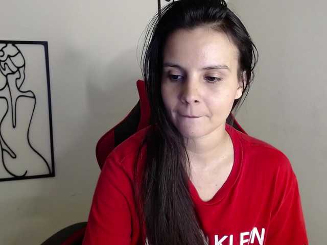 MiaRobinn live cam on BongaCams