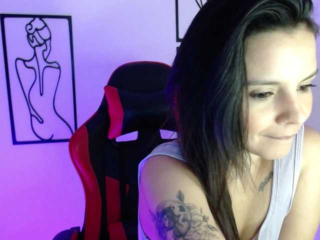 MiaRobinn