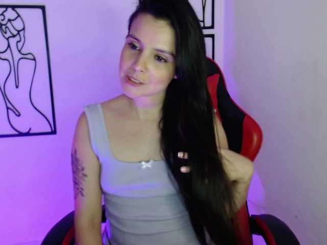 MiaRobinn