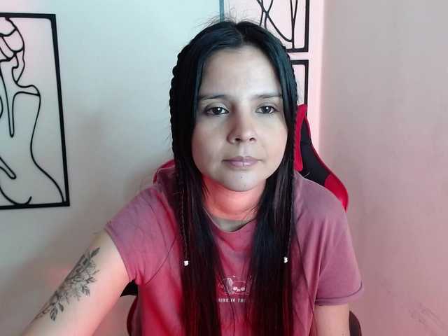 MiaRobinn