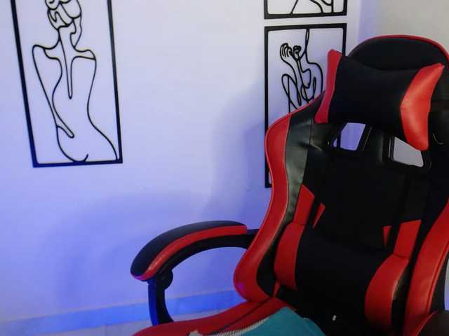 MiaRobinn