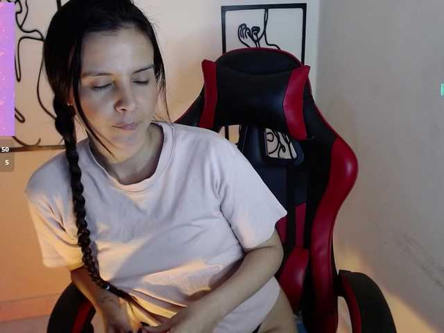 MiaRobinn