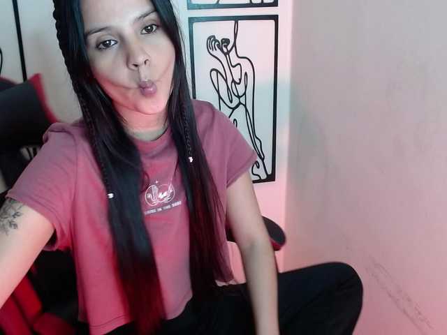 MiaRobinn