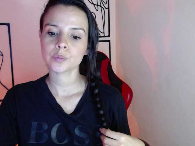 MiaRobinn