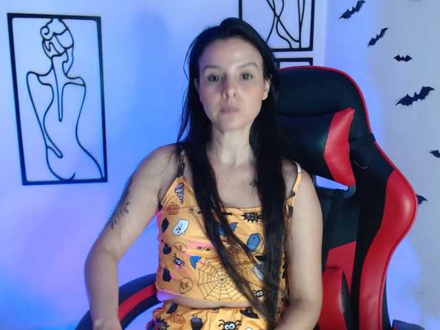 MiaRobinn