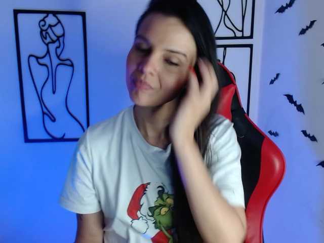 MiaRobinn live cam on BongaCams