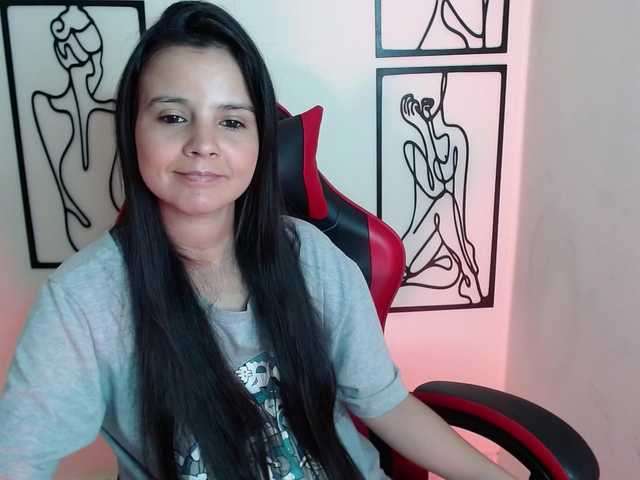 MiaRobinn