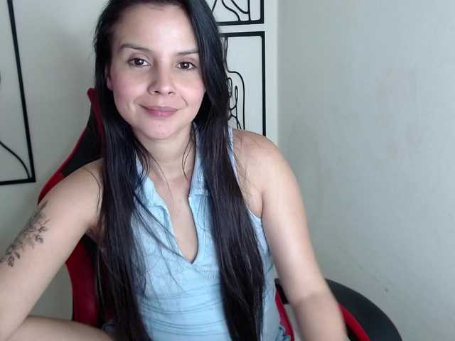 MiaRobinn