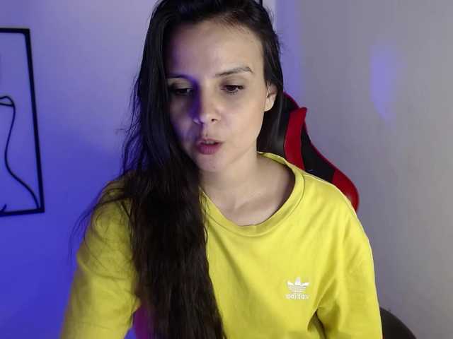 MiaRobinn