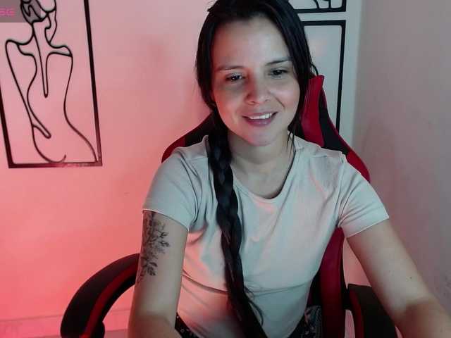 MiaRobinn