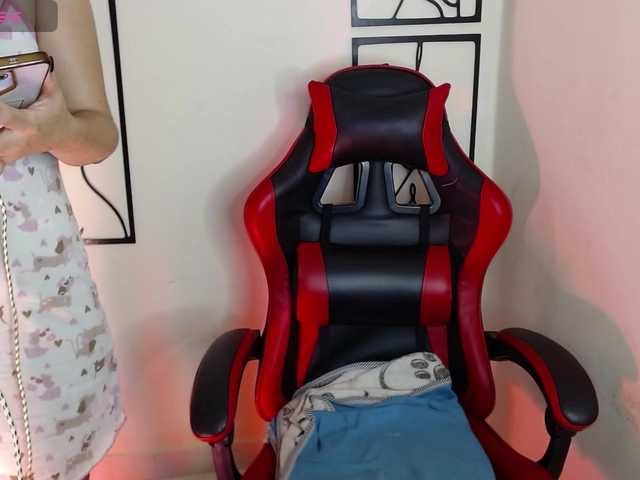 MiaRobinn live cam on BongaCams
