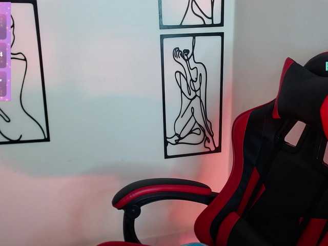 MiaRobinn live cam on BongaCams