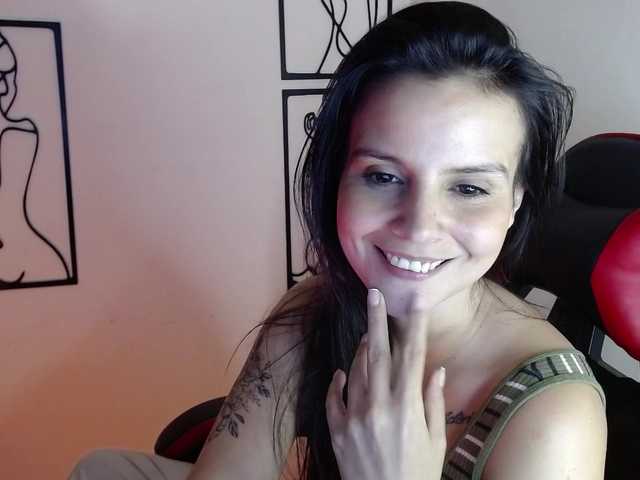 MiaRobinn