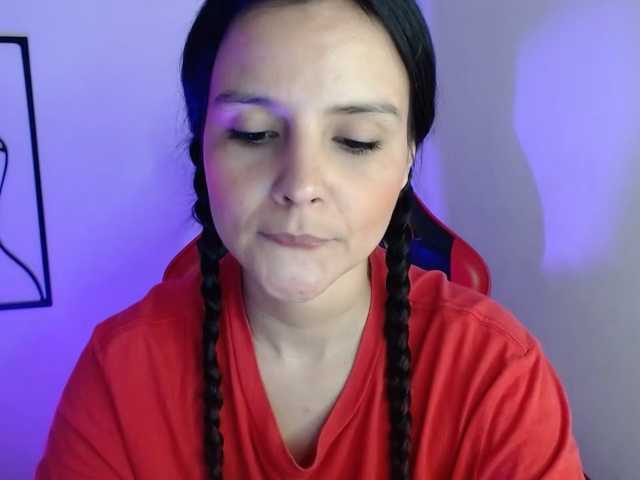 MiaRobinn