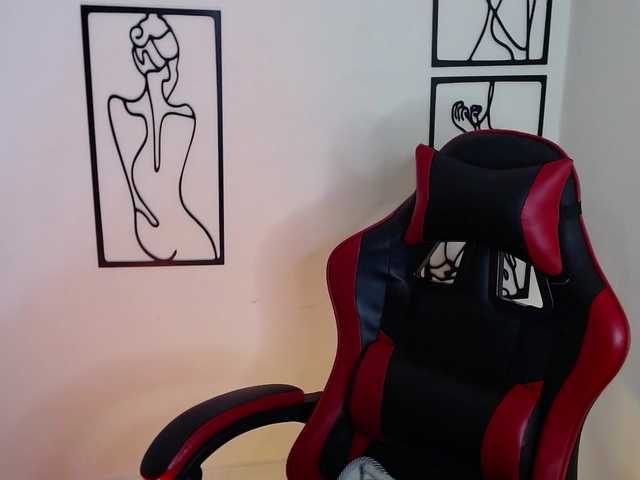 MiaRobinn
