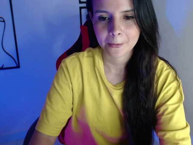 MiaRobinn
