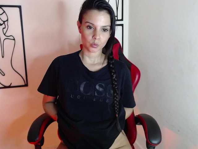 MiaRobinn