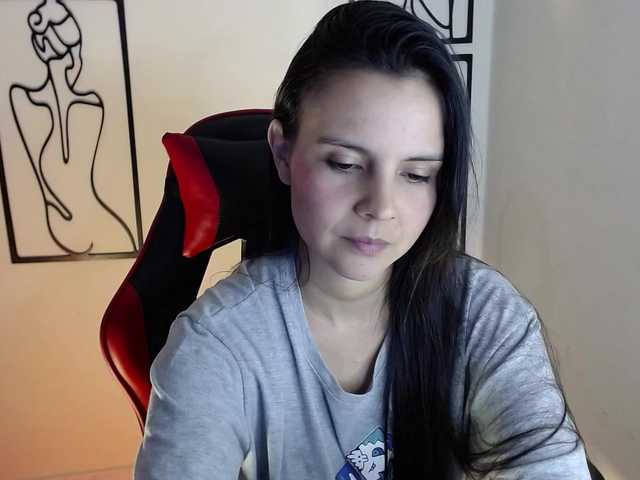 MiaRobinn