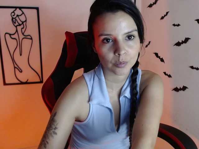 MiaRobinn