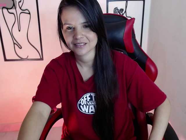 MiaRobinn