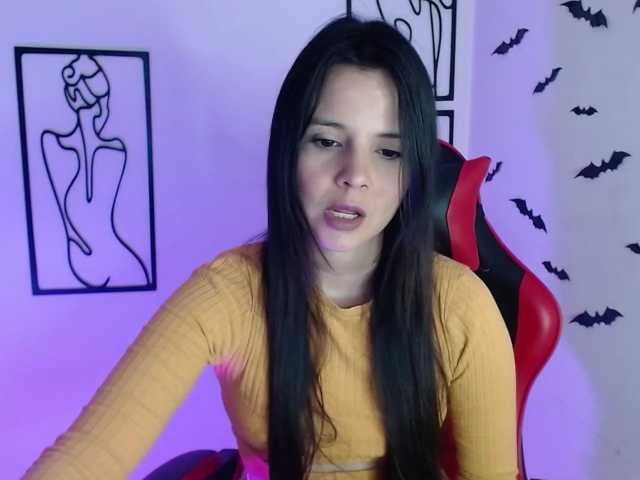 MiaRobinn