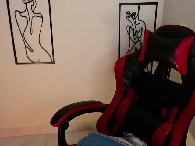 MiaRobinn