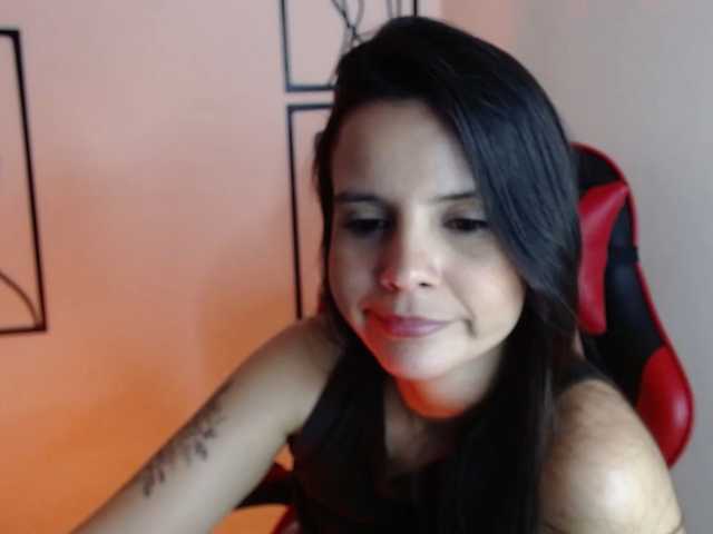 MiaRobinn