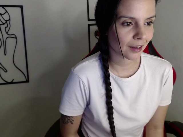 MiaRobinn