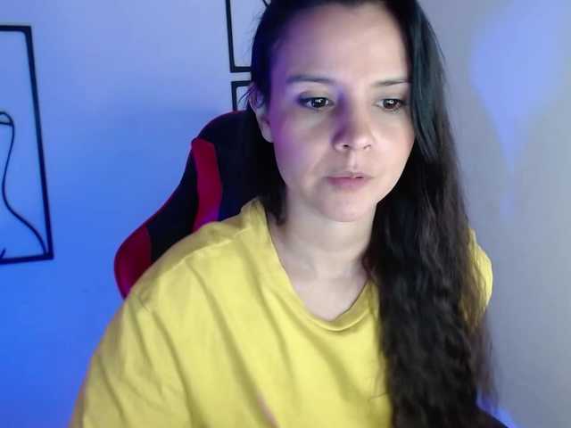 MiaRobinn
